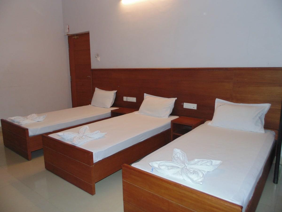 Premier House Otel Thiruvananthapuram Dış mekan fotoğraf