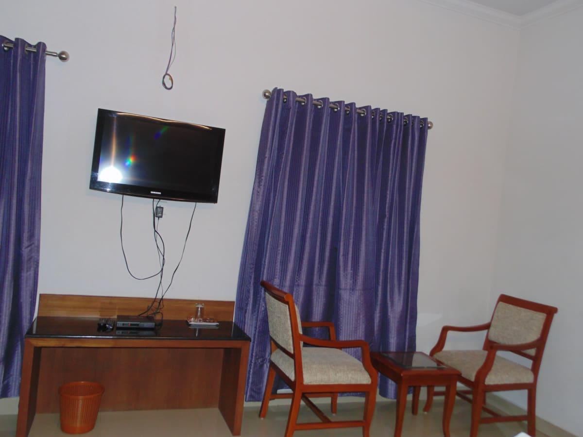 Premier House Otel Thiruvananthapuram Dış mekan fotoğraf